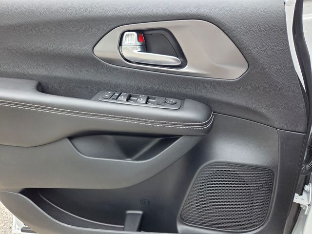 New 2026 White Chrysler LX image 19