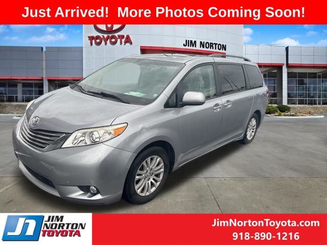 Used 2011 Toyota Sienna Van
