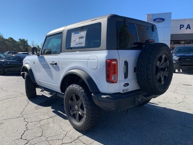 2024 Ford Bronco Black Diamond 2