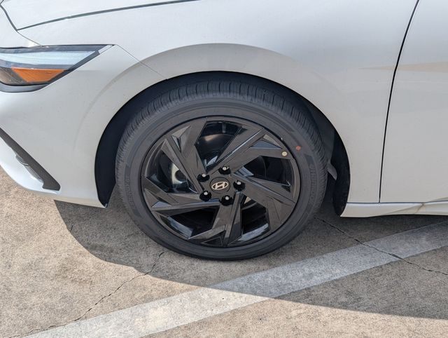 2026 Hyundai Elantra SEL Sport - 8