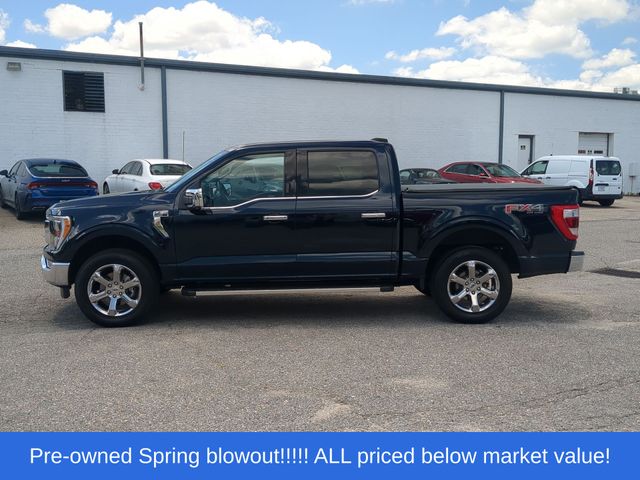 Used 2022 Blue Metallic Ford Lariat image 10