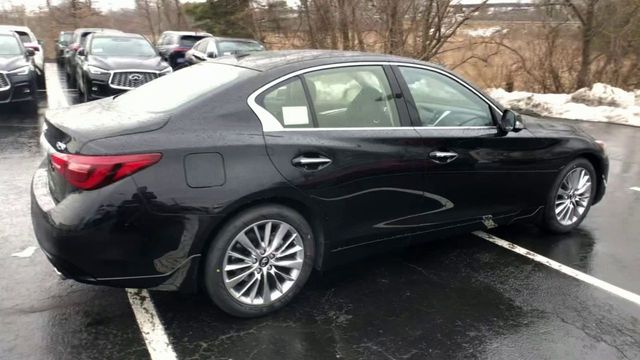 2023 INFINITI Q50 LUXE 8