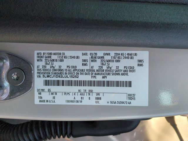 Used 2020 White Lincoln Standard image 36