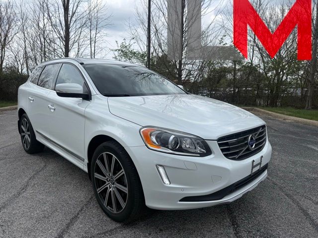 White 2016 Volvo XC60 T6 Drive-E Platinum AWD SUV / Crossover All-Wheel Drive Automatic