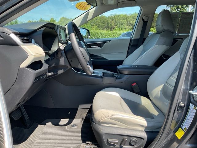 Used 2021 Toyota RAV4 SUV