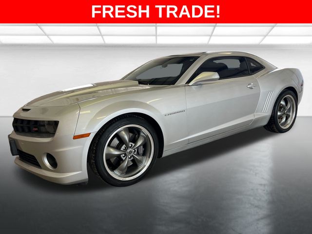 Silver Ice Metallic 2013 Chevrolet Camaro Coupe Rear-Wheel Drive 6-Speed Automatic