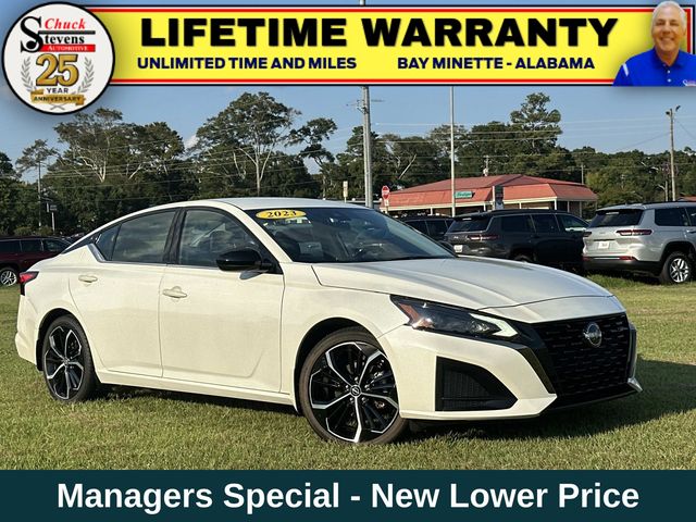 2023 Nissan Altima 2.5 SR FWD