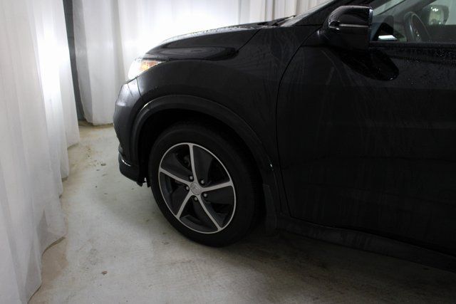 Used 2020  Honda Touring image 8