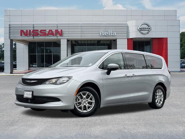 Silver Mist Clearcoat 2023 Chrysler Voyager LX FWD Minivan Front-Wheel Drive 9-Speed Automatic