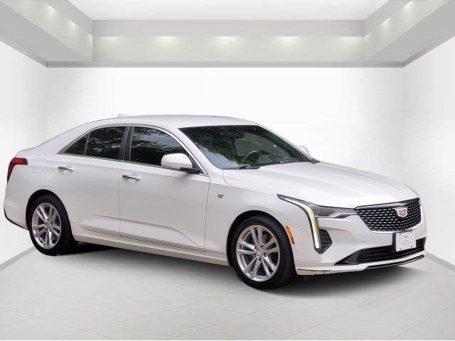 2023 Cadillac CT4 Luxury