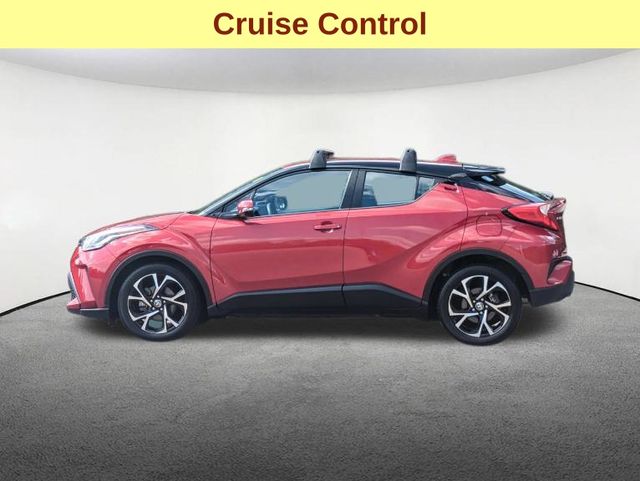 2021 Toyota C-HR XLE 9