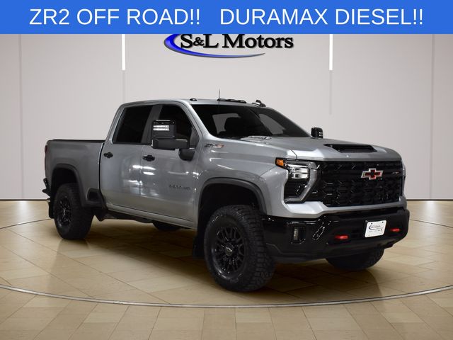 Sterling Gray Metallic 2024 Chevrolet Silverado 2500HD Pickup Truck Four-Wheel Drive Automatic