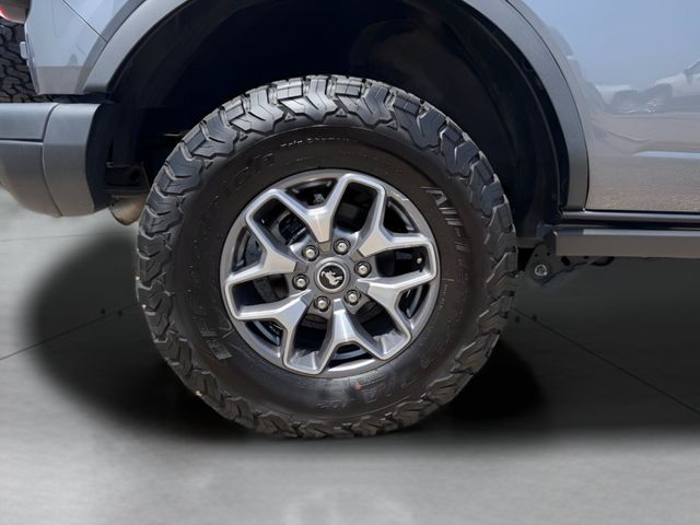 Used 2025 Gray Metallic Ford Badlands image 26