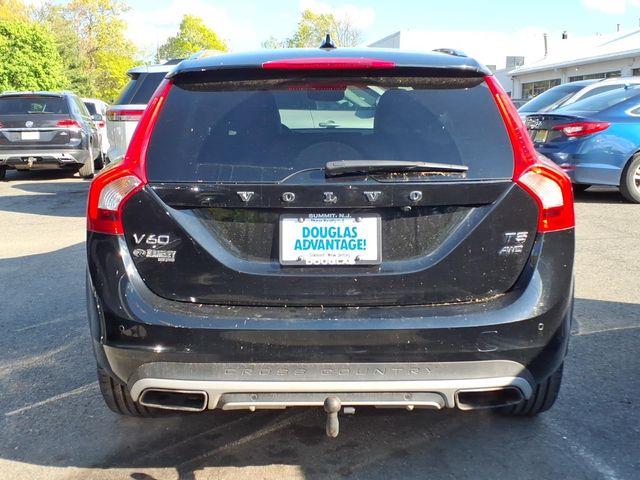 2017 Volvo V60 Cross Country