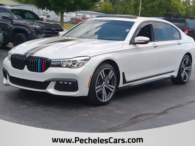 Mineral White Metallic 2019 BMW 7 Series Sedan Rear-Wheel Drive 8-Speed Automatic