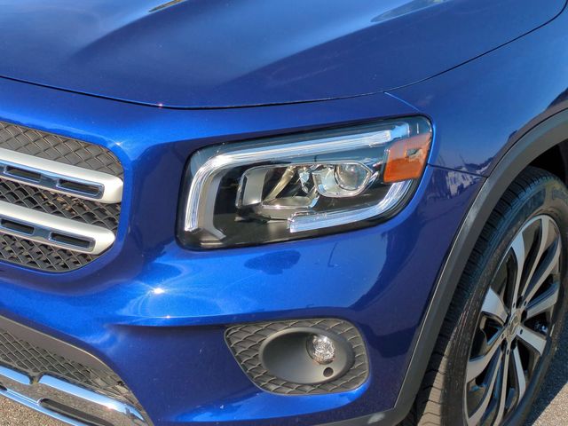 Used 2023  Mercedes-Benz GLB 250 image 9