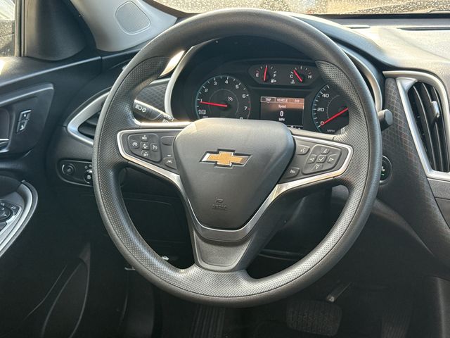 Used 2023 Gray Chevrolet LT image 13