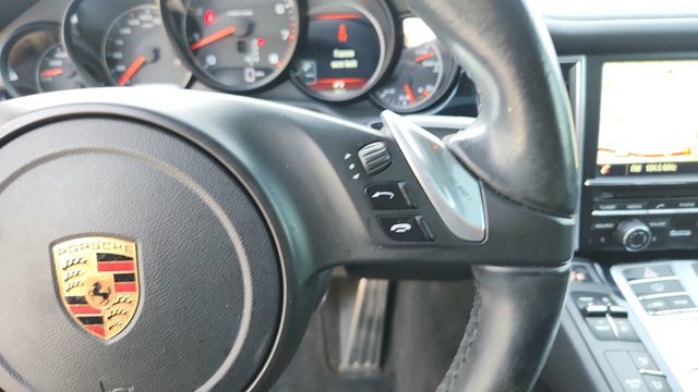 2016 Porsche Panamera