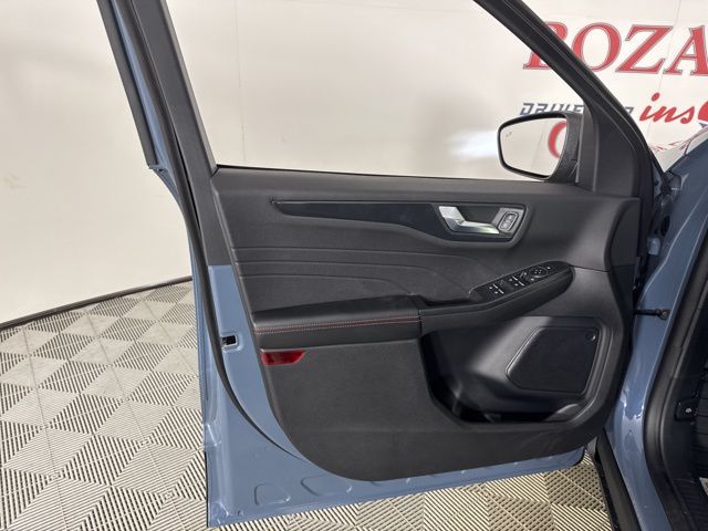 2025 Vapor Blue Metallic Ford Escape ST-Line FWD SUV