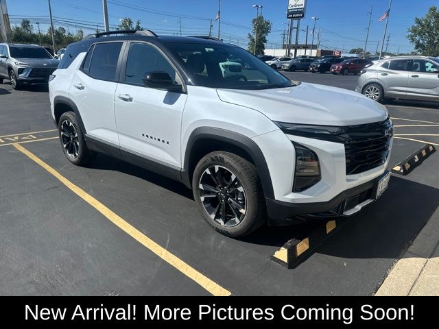 Polar White Tricoat 2026 Chevrolet Equinox SUV / Crossover Four-Wheel Drive 8-Speed Automatic