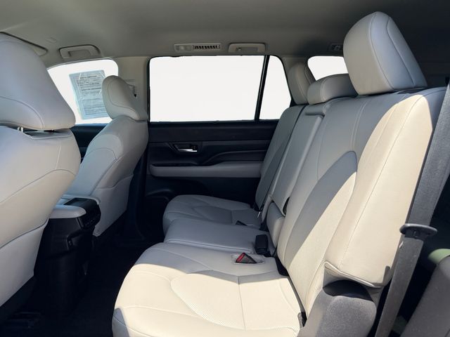 Used 2024 Toyota Grand Highlander Hybrid SUV