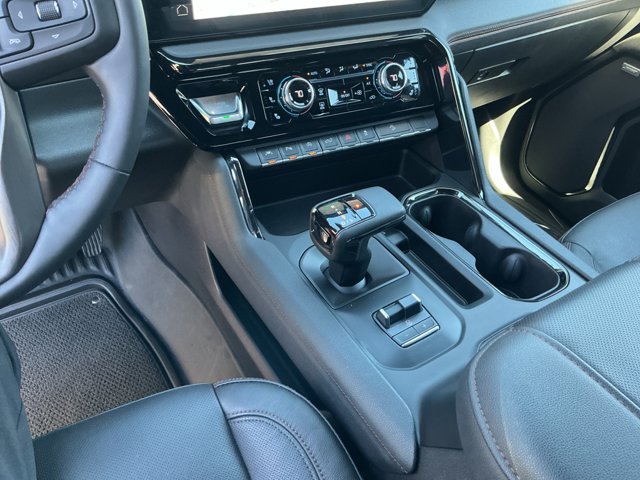 Used 2023 Red GMC AT4 image 18