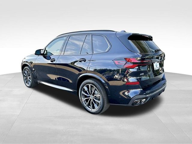 2025 BMW X5 M60i 7