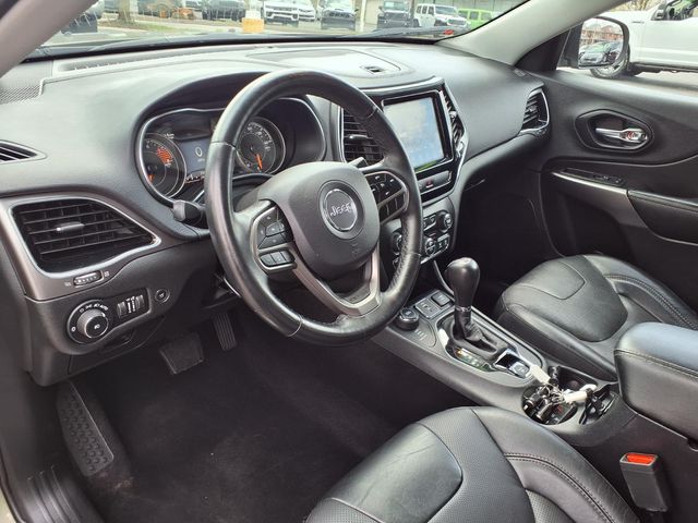 Used 2019 Green Jeep Limited image 10