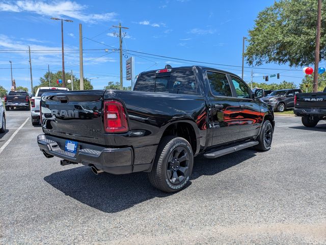 2026 Ram 1500 Express Crew Cab 4x4 5'7" Box