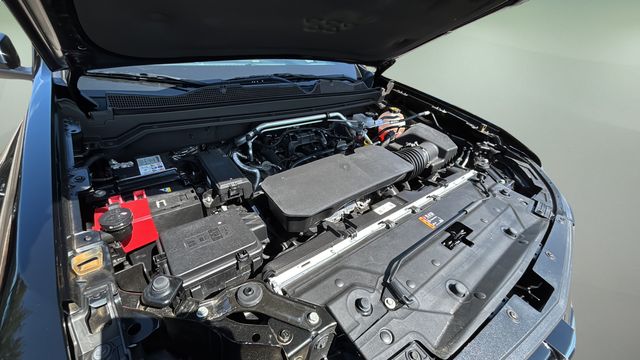 Used 2026 Black Chevrolet Z71 image 33