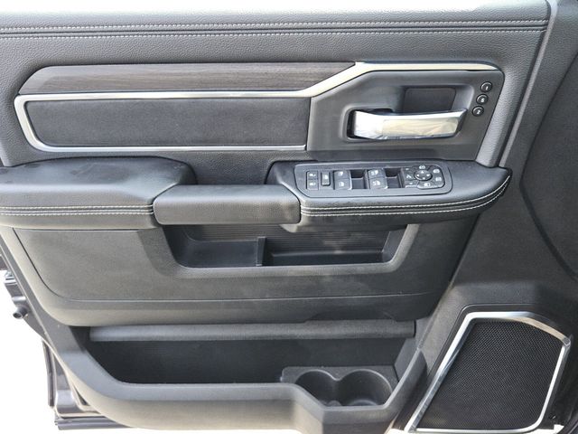 2026 Ram 3500 Laramie Crew Cab 4x4 8' Box