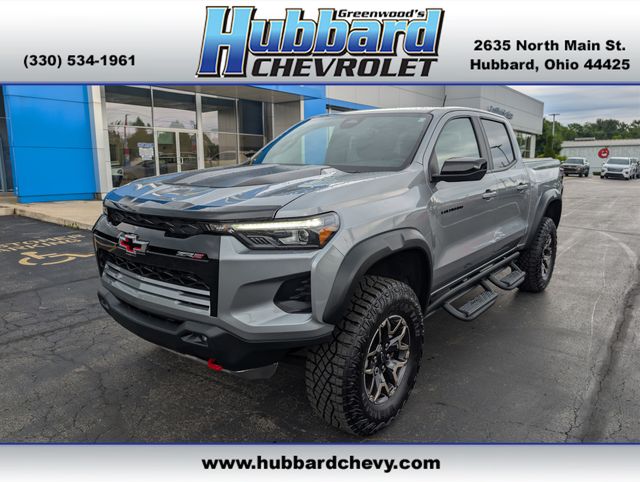 Sterling Gray Metallic 2025 Chevrolet Colorado Pickup Truck Four-Wheel Drive 8-Speed Automatic