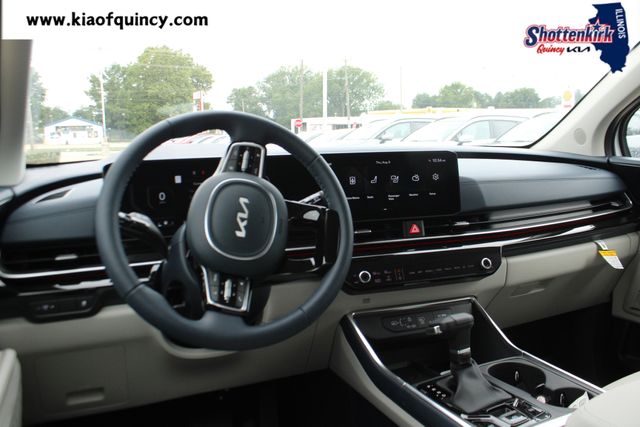 New 2026 Kia Carnival MPV Van