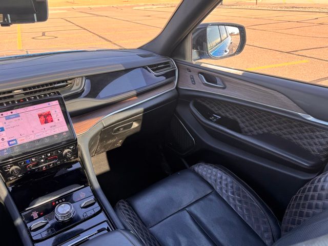 2023 Jeep Grand Cherokee L Summit 4x4