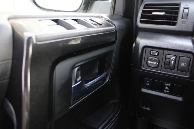 Used 2021  Toyota Nightshade image 15