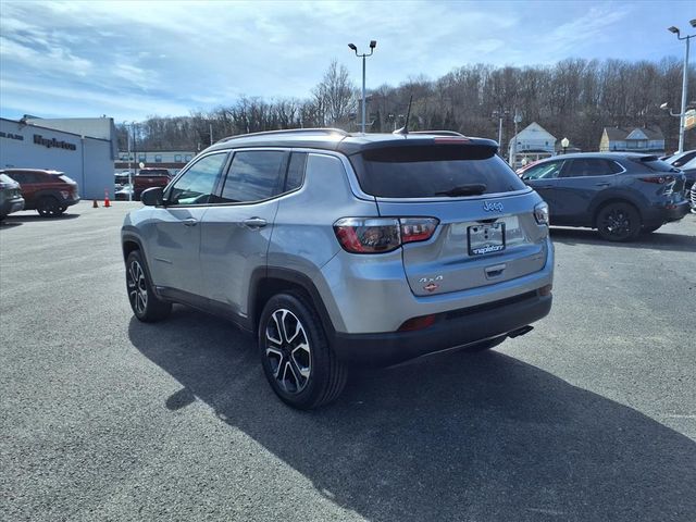 Used 2022 Silver Jeep Limited image 5