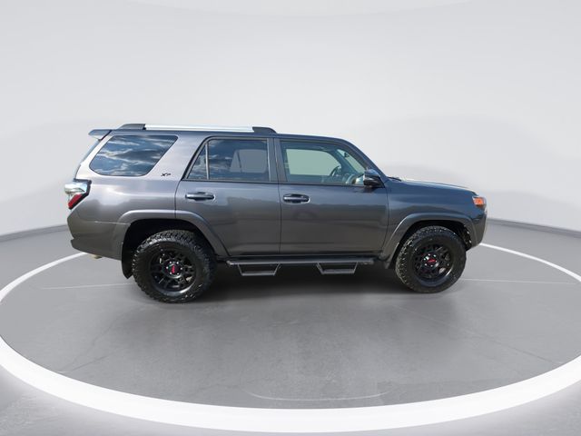 Used 2020 Gray Toyota SR5 Premium image 9