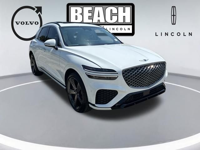 Alta White 2024 Genesis GV70 SUV / Crossover All-Wheel Drive 8-Speed Automatic