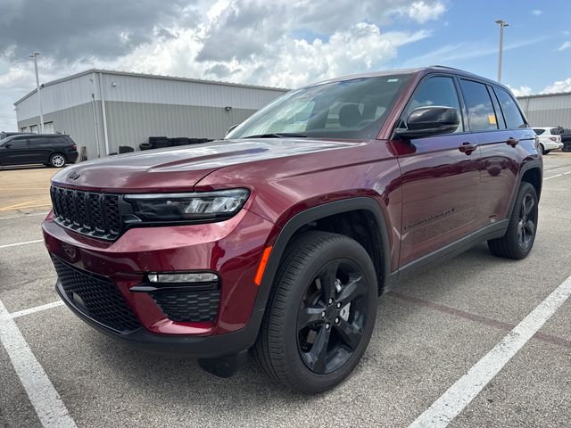 Velvet 2025 Jeep Grand Cherokee SUV / Crossover Four-Wheel Drive 8-Speed Automatic