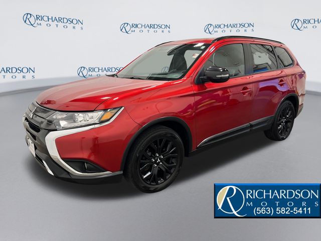 Rally Red Metallic 2019 Mitsubishi Outlander SUV / Crossover Front-Wheel Drive Continuously Variable Transmission