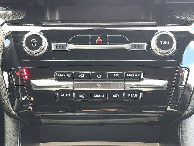 2024 Ford Explorer ST-Line:C02489A