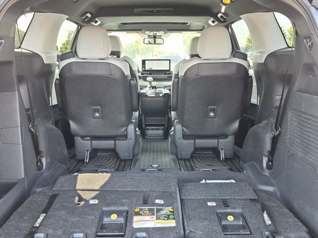 Used 2025 Toyota Sienna Van