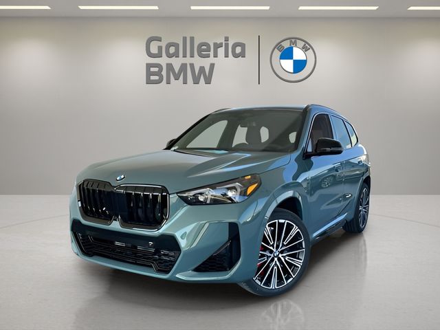 2026 BMW X1 28i's photo