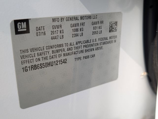 Used 2017 White Chevrolet Premier image 27