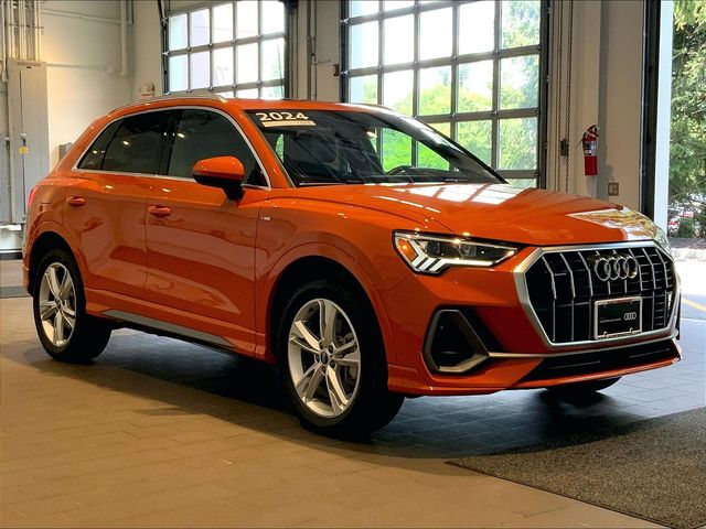 2024 Audi Q3 quattro Premium S Line 45 TFSI