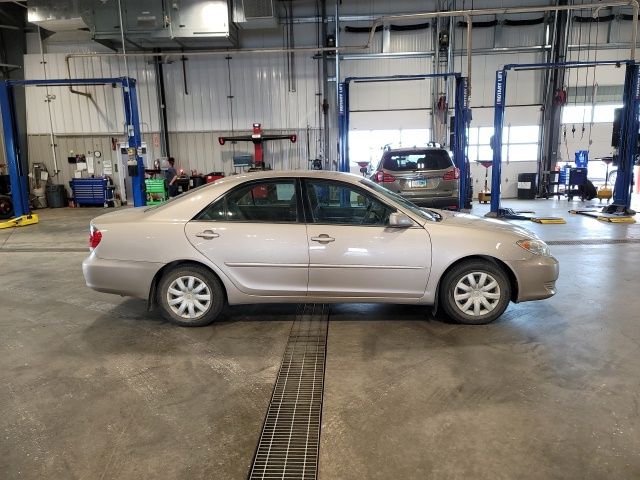 2006 Champagne Toyota Camry LE FWD Sedan