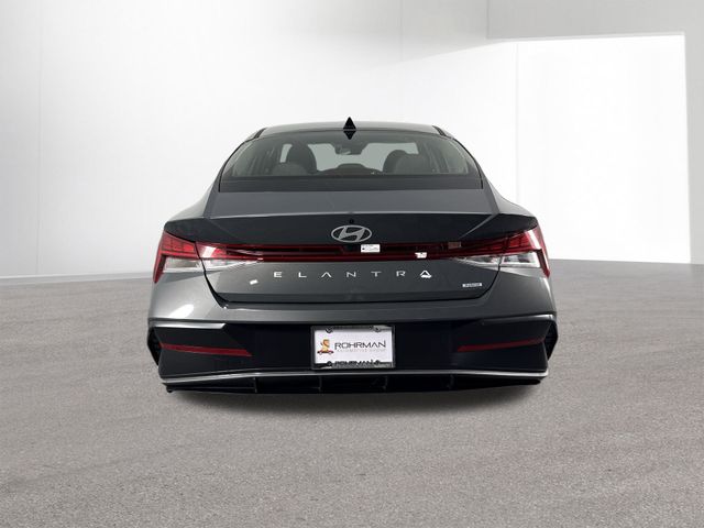 New 2025 Hyundai Elantra Hybrid For Sale in Indianapolis, IN