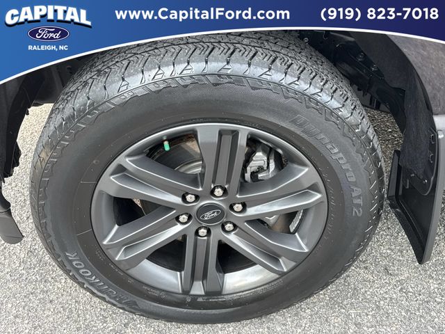 Used 2023 Blue Ford XLT image 13