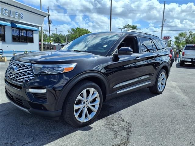 2022 Ford Explorer Platinum photo