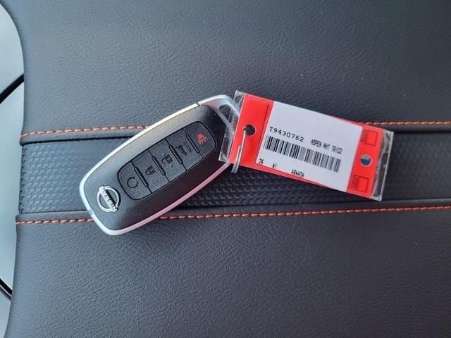 New 2026 White Nissan PRO-4X image 32